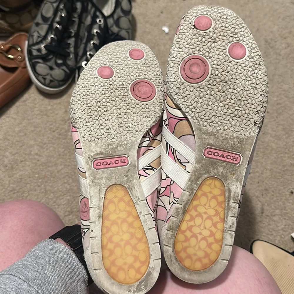 Coach Tennis Shoes - Picture 2 of 3